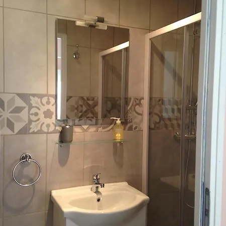 Oda ve Kahvaltı L'auberge Des Oiseaux Chantants 3*